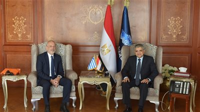 الفريق أسامة ربيع يبحث سبل التعاون المشترك مع السفير اليوناني 