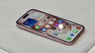  الطرق التي يمكن استخدامها لتنظيف شاشة الهاتف phone