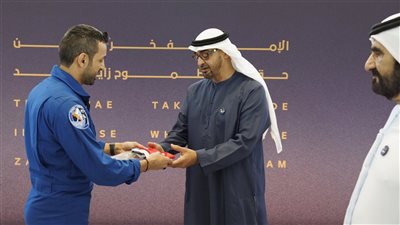  «من رائد فضاء إلى وزير الشباب».. سلطان النيادي اسم يلمع في سماء الإمارات