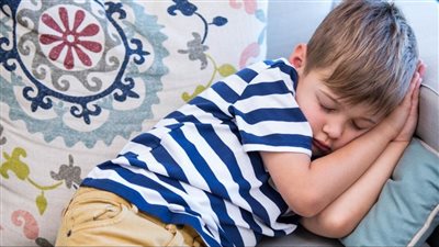 سبب خمول الطفل المفاجئ.. 7 أسباب محتملة والإنفلونزا أهمها 