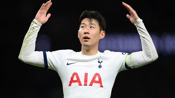 رسميا.. توتنهام يقطع الطريق على برشلونة ويمدد عقد قائده سون رسميا.. توتنهام يقطع الطريق على برشلونة ويمدد عقد قائده سون