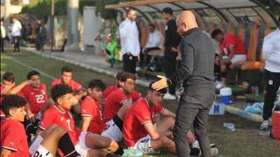بينهم محترفان.. وائل رياض يضم 28 لاعبًا لمعسكر منتخب مصر للشباب