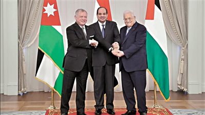 قمة مصرية أردنية فلسطينية لبحث الوضع في قطاع غزة (فيديوجراف)