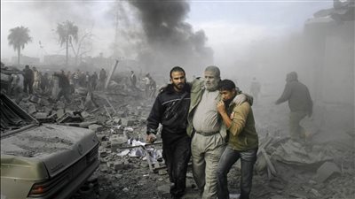 استشهاد 35 فلسطينيًا في غارات إسرائيلية على قطاع غزة