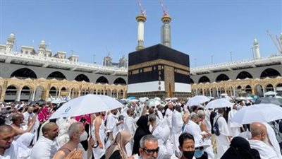 السعودية: وصول طلائع الحجاج الإيرانيين إلى مطار 