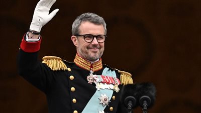 الأمير فريدريك العاشر ملك للدنمارك بعد تنحي والدته مارغريت الثانية