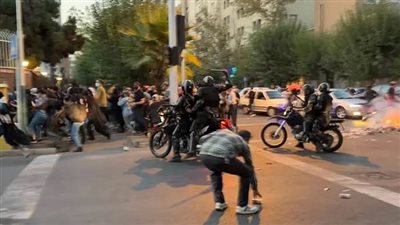 عشوائيات المدن.. بؤرة الاحتجاجات في إيران