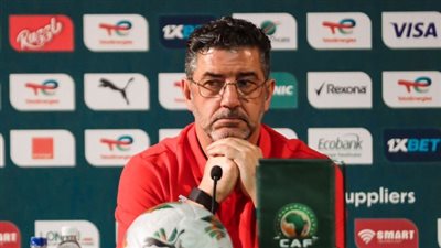 بشأن مستقبل فيتوريا.. شوبير يكشف 