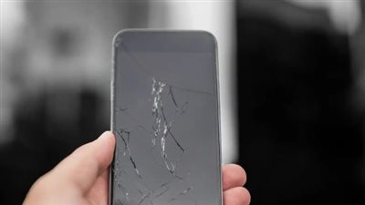 خطوات تقليل ظهور الخدوش والشقوق الصغيرة في شاشة الموبيل 
