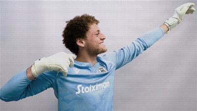 رسميًا.. باوك اليوناني يعلن ضم الحارس المصري أحمد نادر السيد