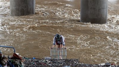 مقتل وإصابة 9 أشخاص جراء انهيار أرضي في الفلبين