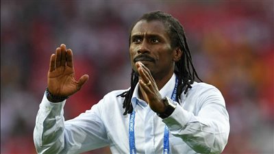 كأس أمم إفريقيا.. نقل مدرب السنغال أليو سيسيه إلى المستشفى