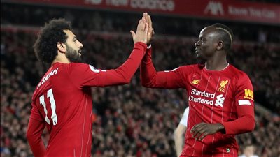 تصريحات مثيرة لـ ساديو ماني عن خلافه مع صلاح واعتذار كلوب وفشل انتقاله لليونايتد