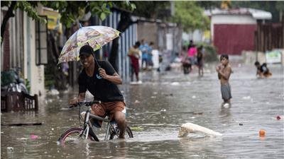 مقتل وإصابة 13 شخصًا بسبب انهيارات أرضية جنوب الفلبين