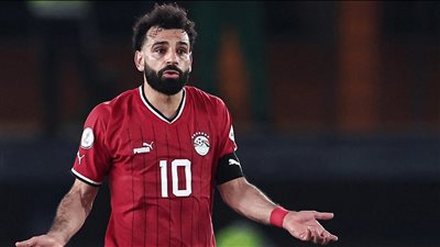 كلوب يكشف تفاصيل مغادرة محمد صلاح معسكر منتخب مصر وعودته لإنجلترا