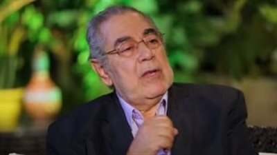 بعد إجرائه لعملية في القلب.. نقل صبري عبد المنعم للمستشفى 