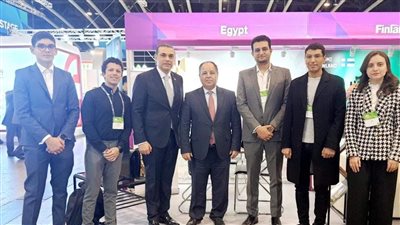 القنصلية العامة في هونج كونج تشارك في المنتدى المالي الآسيوي