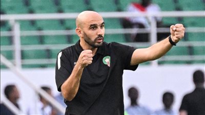 بسبب أحداث مباراة الكونغو الديمقراطية.. إيقاف وليد الركراكي 4 مباريات