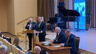 السفير المصري في موسكو يشارك في احتفال جمعية قدامى المحاربين الروس في مصر