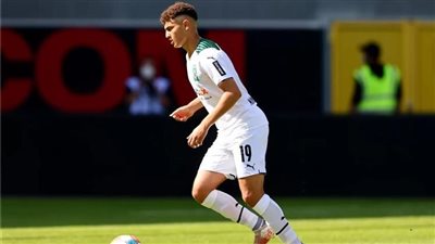 لاعب بوروسيا مونشنجلادباخ.. من هو مصطفى أشرف صفقة الزمالك الجديدة؟