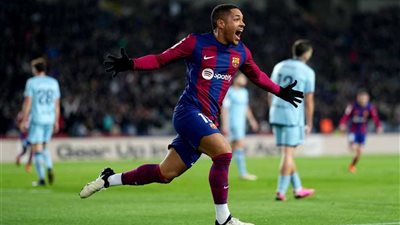 برشلونة يرفض عرض إيفرتون لضم فيتور روكي