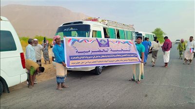 انطلاق وفد وموكب مديرية سيئون حاضرة وادي حضرموت صوب مديرية المكلا (صور)