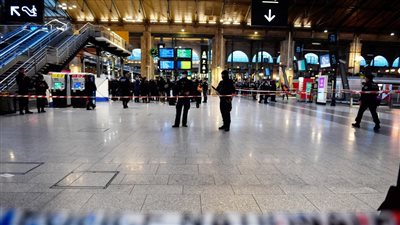 تفاصيل الهجوم المسلح على محطة قطارات في باريس