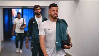 ضربة قوية للزمالك.. إصابة الونش خلال المران ونقله إلى المستشفى