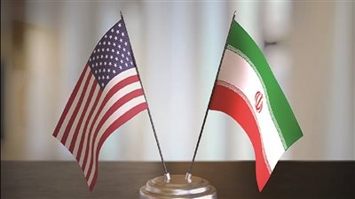 نيويورك تايمز: الضربات الأمريكية تختبر رغبة إيران في التصعيد