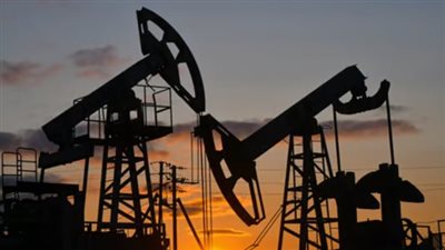 هبوط أسعار النفط وخام برنت يسجل 81 دولار للبرميل 