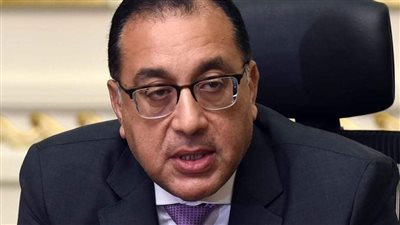 رئيس الوزراء يصل مطار دبي الدولي للمشاركة في 