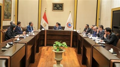 وزير الصحة يستقبل مؤسس الجمعية العالمية لزراعة كبد الأطفال