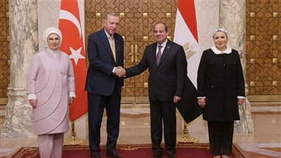 أردوغان يزور القاهرة وعينه على مصالح استراتيجية واقتصادية