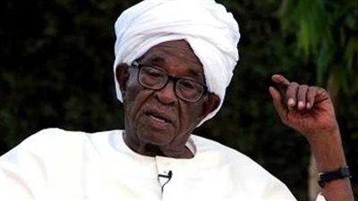 جوائز الصحفي السوداني محجوب محمد صالح.. ومؤلفاته 