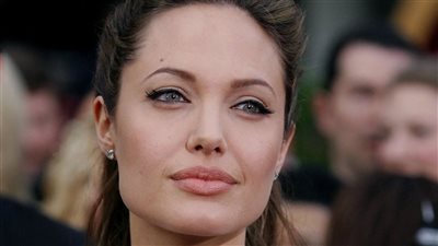 بعدما تصدرت التريند.. كم أنجبت انجلينا جولي Angelina Jolie؟