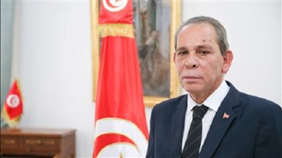 رئيس الحكومة التونسي يلتقي وزير الخارجية الجزائري