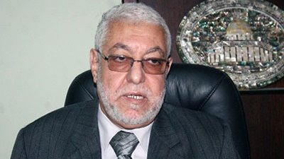  مرشد الإخوان المقيم في إسطنبول.. تركيا تسحب الجنسية من محمود حسين