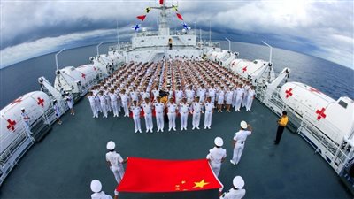 مدمرة وفرقاطة صواريخ.. قطع حربية صينية تتجه إلى البحر الأحمر 