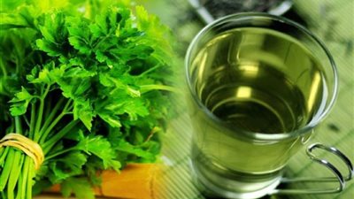 فوائد البقدونس المغلي.. خط دفاع الكلى الأول 