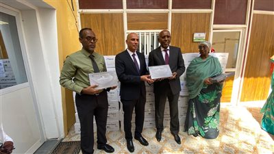 مصر تقدم ١٤٠٠ جهاز 