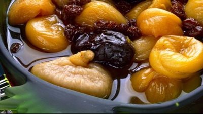 طريقة عمل خشاف رمضان بالماء واللبن.. وصفات الشيف فاطمة أبو حاتي