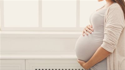 هل الصيام يؤثر على الحامل في الشهور الأولى؟.. دكتور سيد الأخرس يوضح