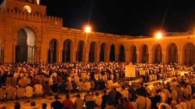  ضوابط صلاة التراويح.. وحكمها وموعدها 