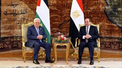 الرئيس المصري يجري اتصالًا هاتفيًا مع نظيره الفلسطيني