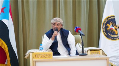  الزُبيدي يؤكد أهمية دور الصحافة والإعلام في فضح الشعارات الزائفة التي تتبناها المليشيات الحوثية (صور)