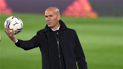 رئيس الاتحاد الفرنسي يثير الجدل مجددا بشأن تدريب زيدان لمنتخب الديوك