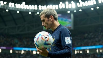 بعد 84 مباراة دولية متتالية.. انتهاء مسيرة قياسية لـ جريزمان مع فرنسا