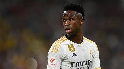 عمدة مدريد يهاجم فينيسيوس ويطالبه بالاعتذار لإسبانيا عن تصريحاته