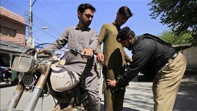 باكستان تؤكد تنظيم عمليات جوية ضد الإرهابيين في أفغانستان