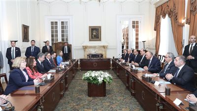 ‏‎وزير الخارجية يستقبل وزير نظيره الأمريكي